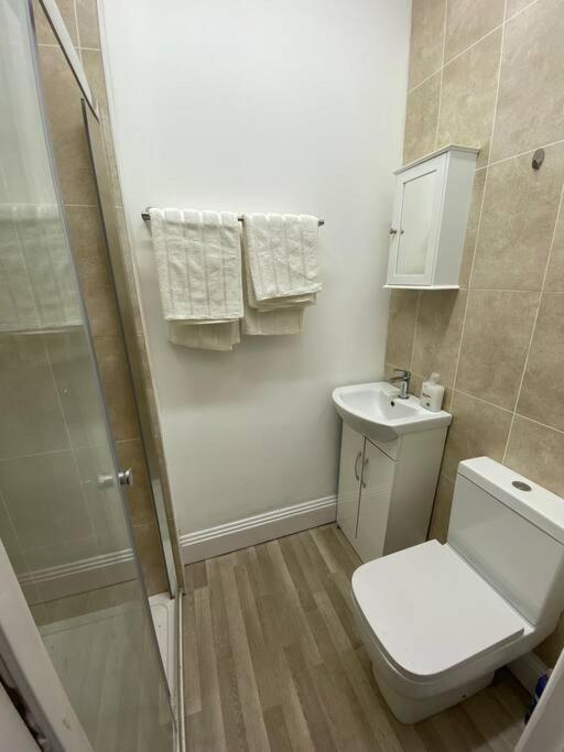 The Walnut Suite Lovely One Bedroom Flat In Stoke. Plymouth Zewnętrze zdjęcie