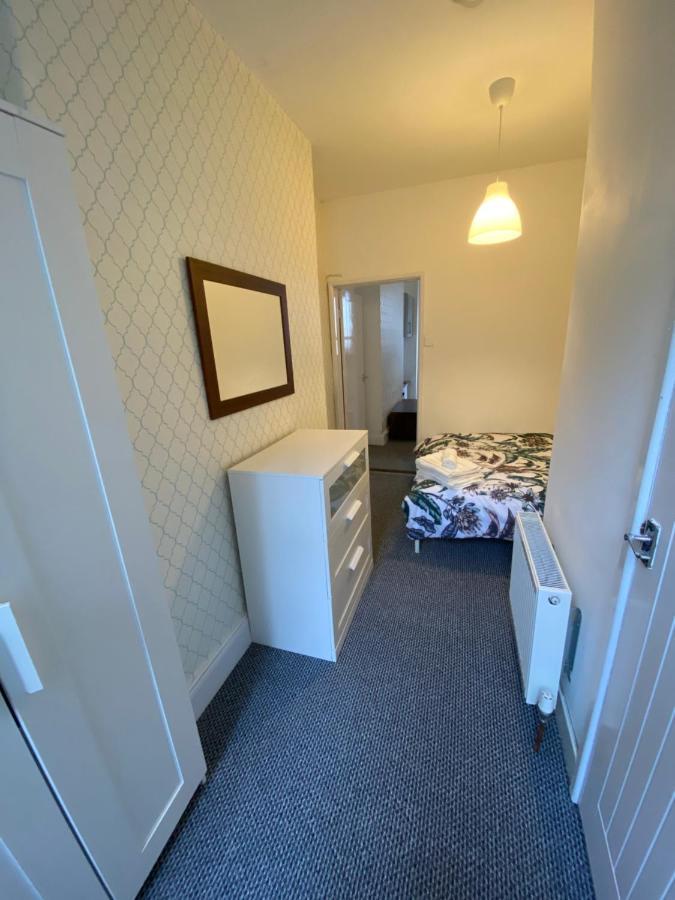 The Walnut Suite Lovely One Bedroom Flat In Stoke. Plymouth Zewnętrze zdjęcie