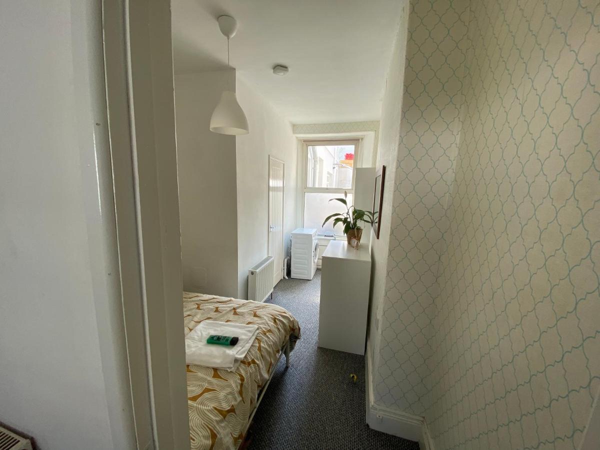 The Walnut Suite Lovely One Bedroom Flat In Stoke. Plymouth Zewnętrze zdjęcie